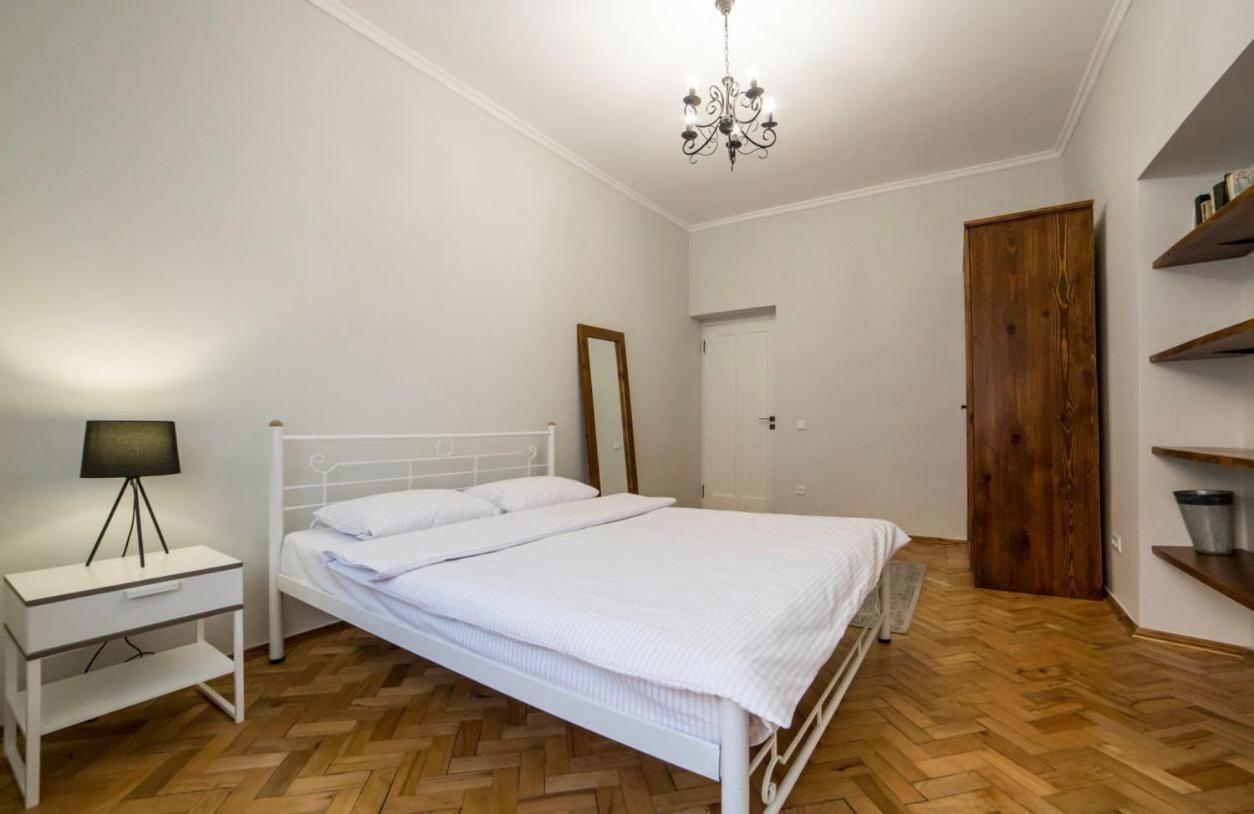 Vidfort Вірменська Lviv Eksteriør billede